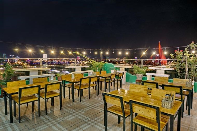 Khách Sạn Lavender Riverside Đà Nẵng